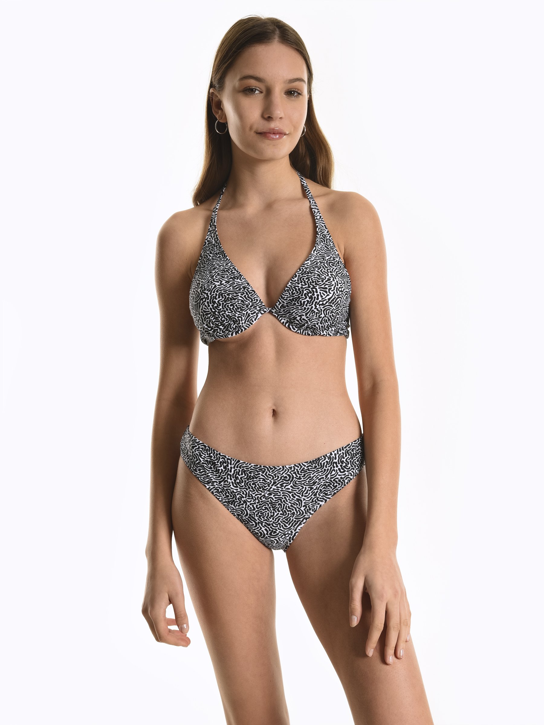 v wire swim top